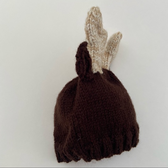 Handmade knit infant reindeer hat 0-6 months - Picture 4 of 4